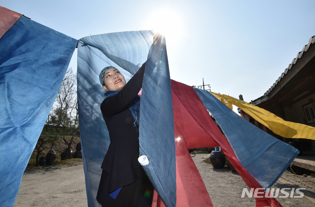 봄바람도 염색천도 살랑