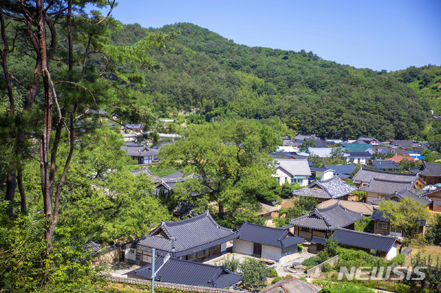 산청 남사예담촌, 국내 산책여행 최적지로 선정