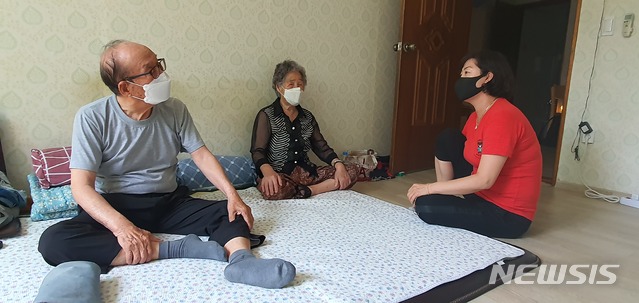 가족처럼 가까이…국가유공자 돌봄 보훈섬김이 눈길