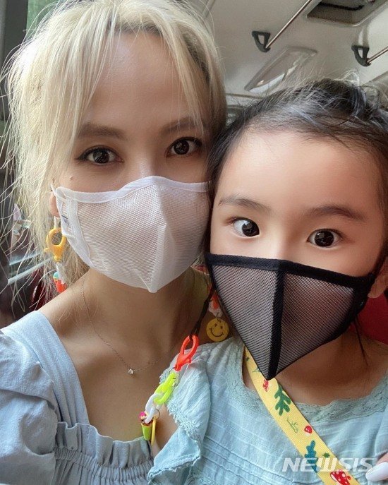 킹키부츠 공연때 만났었는데 김지우, 미우라 하우라 추모