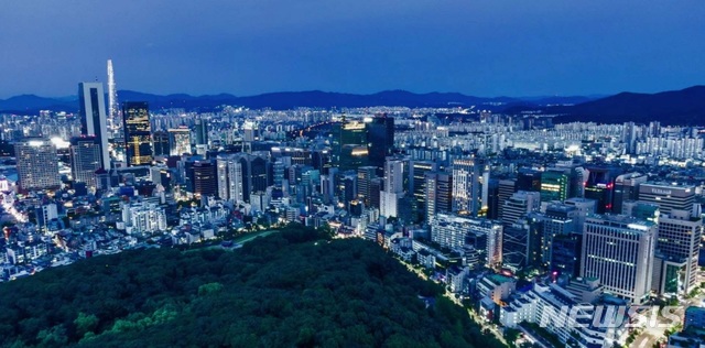 서울 도심 속 선정릉의 24시간 영상, 온라인 공개