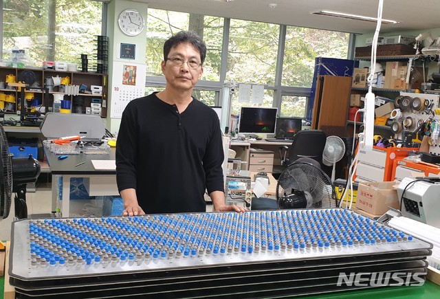 ㈜미래에스비, 신발바닥청소기 슈크린 개발…이물질 강력 흡입제거