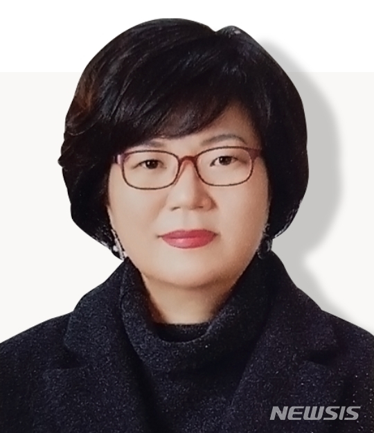 김해상공대상 대상, 이에스디코리아 이영애 대표