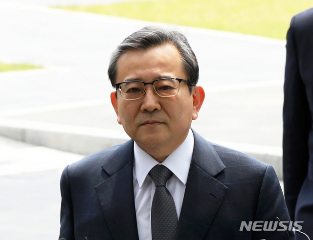검찰 '김학의 불법출금' 핵심 이규원 검사 소환(종합)