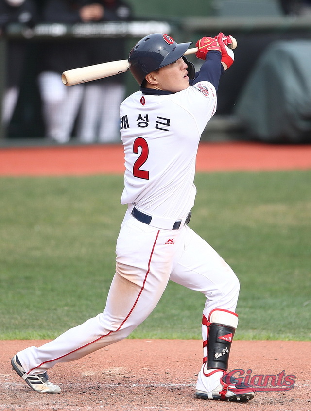 SSG 추신수, 홈런·동점타로 승리 견인…KIA, 키움 3연전 스윕(종합)