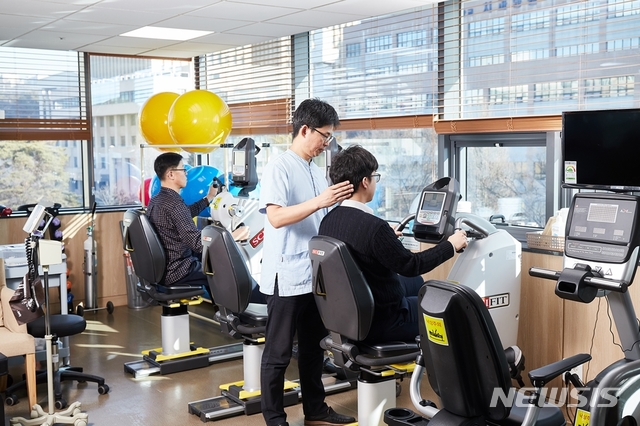 생존율 높아진 암환자, 맞춤 재활로 삶의질 높인다