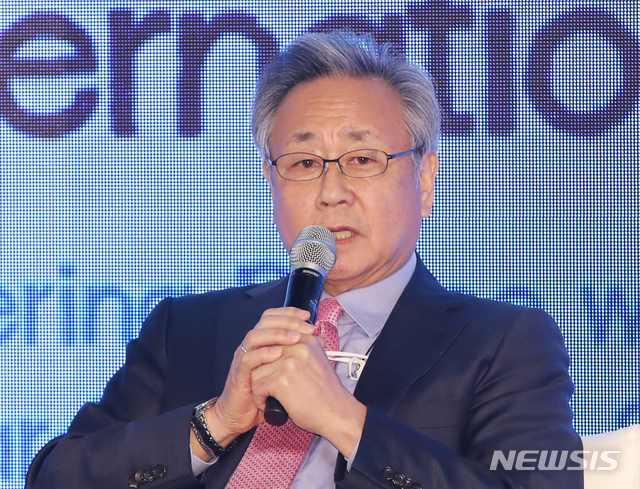 유엔가입 30주년 국제포럼의 김숙 전 주 유엔대사
