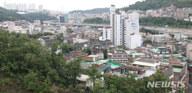 홍제동 저층주거지, 고층아파트로 개발