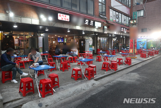 한산한 을지로 호프 밀집지역