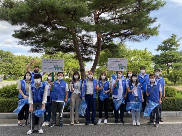 [전주소식] 산업인력공단 전북지사, 환경정화 ‘줍깅’ 활동 등