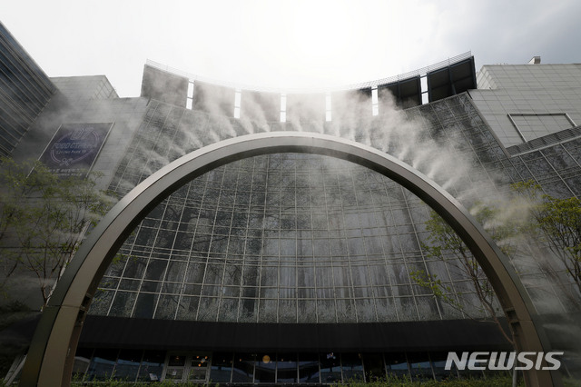 무더위에 쿨링포그 작동