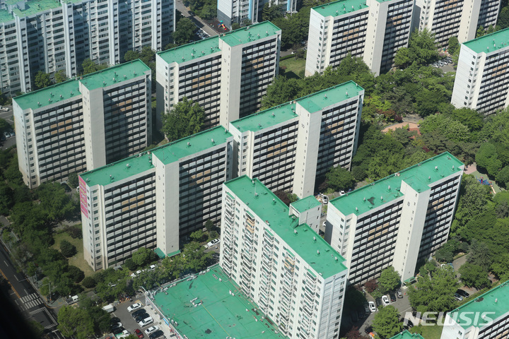 60층 초고층 재건축 추진중인 여의도 시범아파트