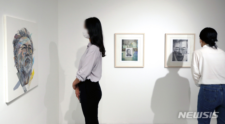 문재인 전 대통령 퇴임 기념 헌정 전시회