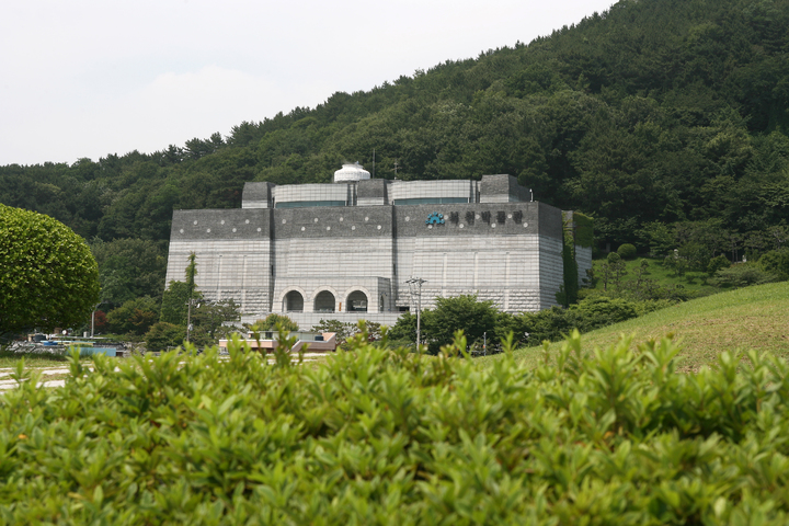 복천박물관 오일파스텔로 만나는 복천동의 보물들 운영