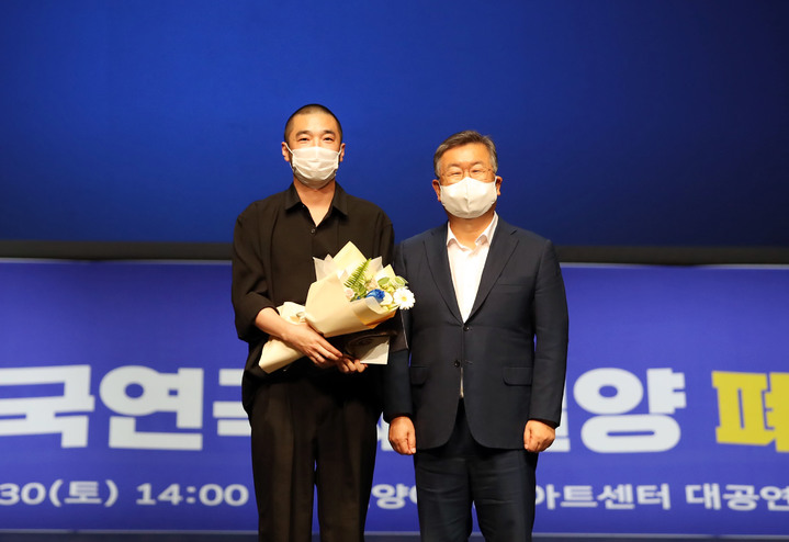 제40회 대한민국연극제, 대상 극단 손수의 투견