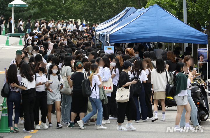 축제로 활기 띄는 캠퍼스
