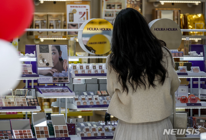 화장품 로드샵 실적 개선