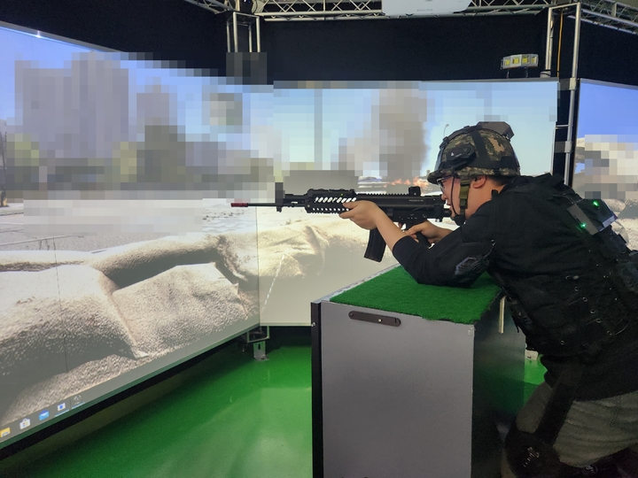 [르포] 실전 방불케하는 VR 예비군훈련에 MZ세대 엄지척