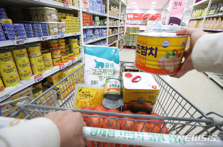 식자재 가격이 이렇게 오르니, 다 비싸지네
