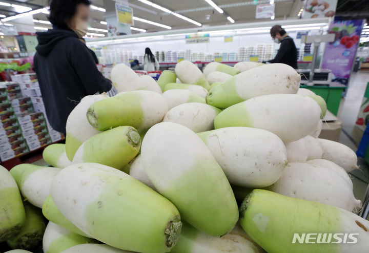 홈플러스 청주점 로컬푸드 직매장 오픈…10~30% 할인