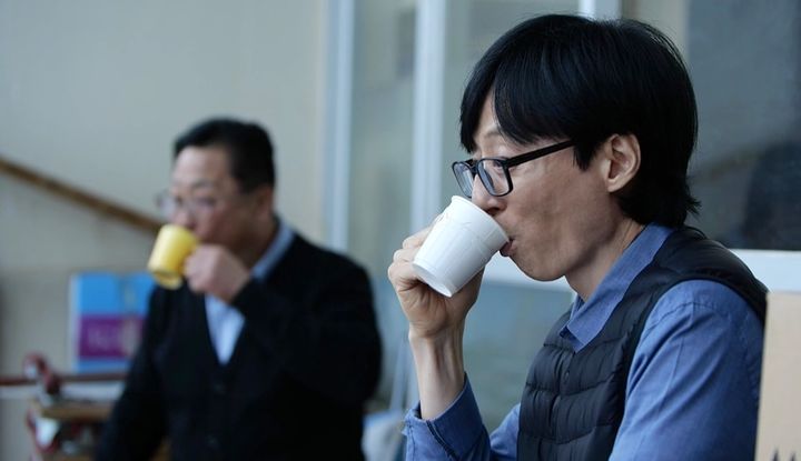 직장생활 쉽지 않네…유재석, 1일 5커피 사연