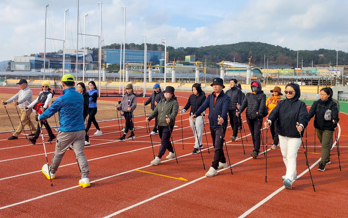 [곡성소식]초등학교 주변 불법광고물 일제 정비 등