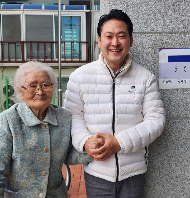 사전투표 마친 장동혁 후보