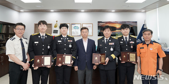 성남시, 성호시장 화재 진압 소방공무원 표창 수여
