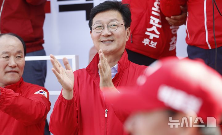 지지 호소하는 손범규 국힘의힘 인천시당 위원장