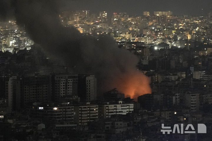 베이루트 병원인근의 공습 사망자 13명으로 늘어…경고후 15분만에