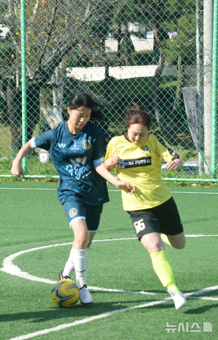 제2회 뉴시스배 언니들 풋살대회…두번째 도전장 두잇풋살 우승