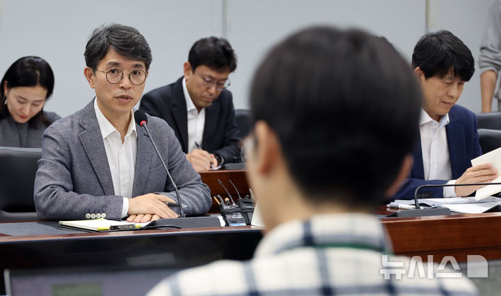 발언하는 김완섭 환경부 장관