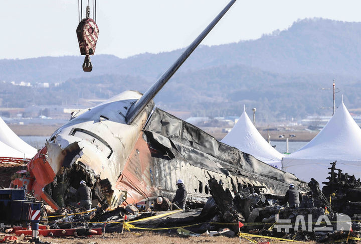 제주항공 여객기 참사 원인 확인 위한 현장조사 [뉴시스Pic]