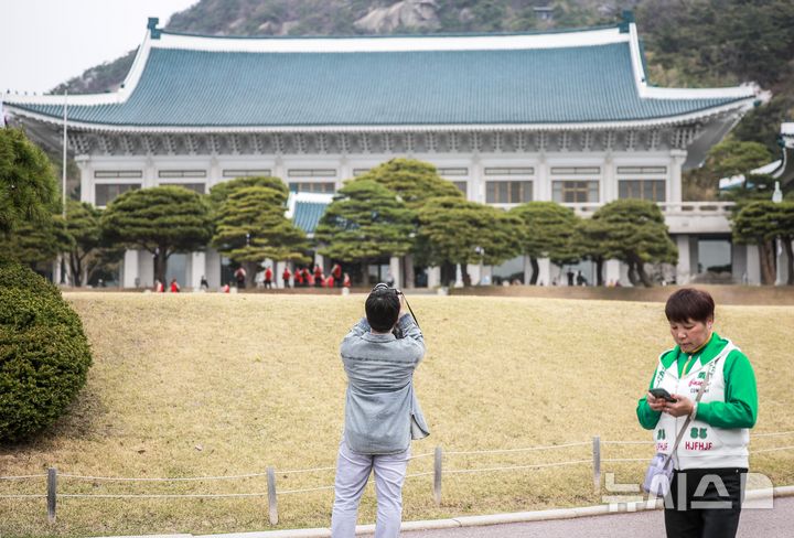 차기 대통령 집무실, 청와대 재이전 방안 급부상