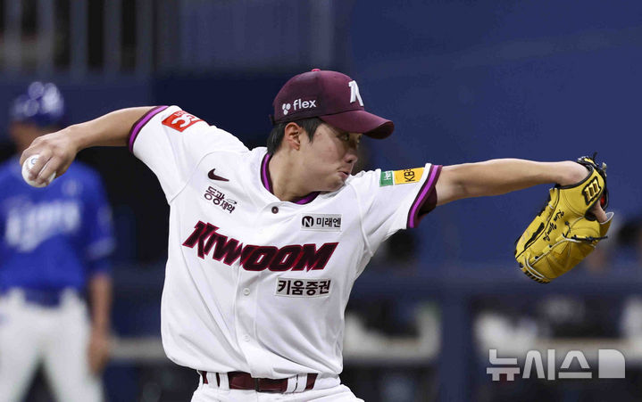 호투 중인 키움 선발 김연주
