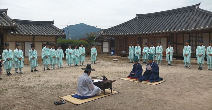 [거창소식]박물관, 연안이씨 종중 문적 특별전 등