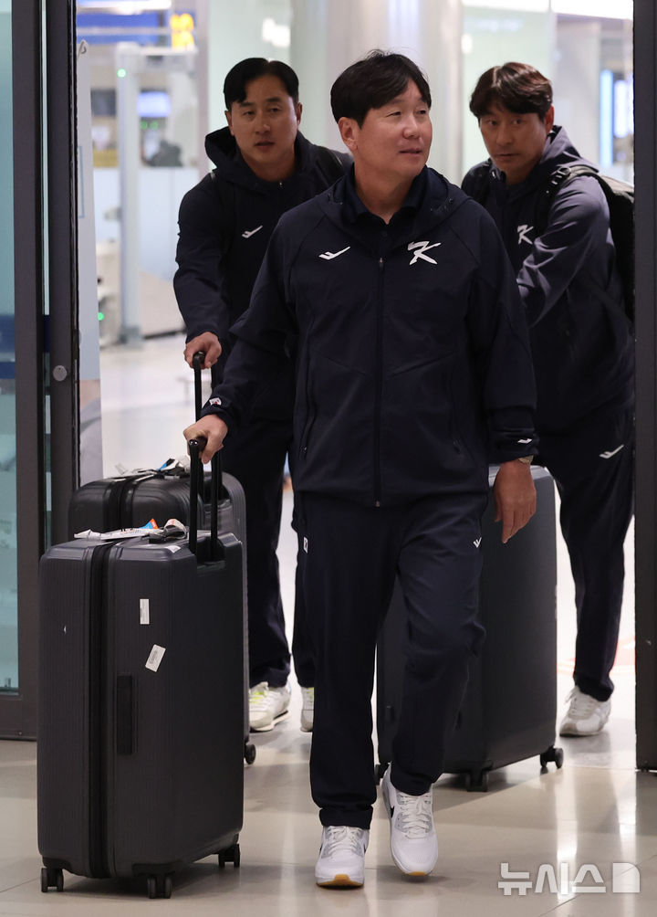 류지현 감독 8강 귀국 관련자료 3