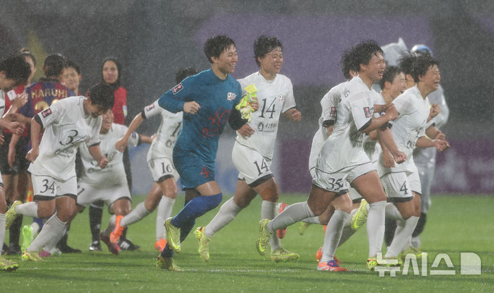 결승 진출한 북한 내고향여자축구단