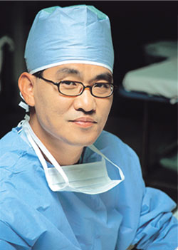 “의료지원도 남북 하나되는 첩경”… 北어린이돕기 캠페인 김정수 병원장