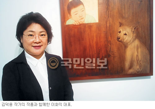 ‘미술계 대모’ 이화익갤러리 개관 10주년 기념전 열어