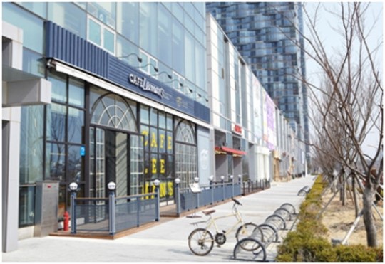 “맛은 기본, 예뻐야 간다” 예쁜 카페 찾는 사람 늘어