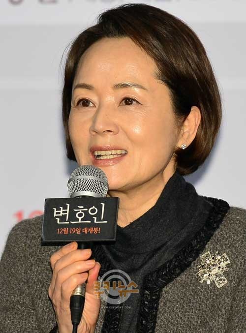 [쿠키 포토] 김영애 ‘맑고 고운 피부’
