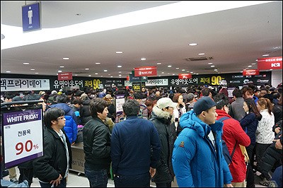 퍼스트 빌리지, ‘세계 아웃도어 대전’ 연다