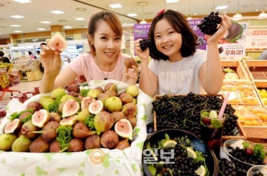 [포토]웰빙과일 아로니아와 무화과 맛 보세요!