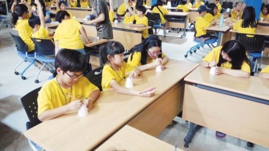 [따뜻한 기업 함께가는 기업-한국건강관리협회] 어린이 눈높이 맞춘 건강캠프 ‘인기’