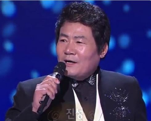 가수 진성 ‘안동역에서’ 표절 논란…6년전 발표됐는지 왜 지금?