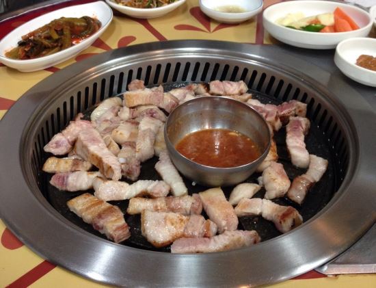 “2년동안 먹은 한국음식들 와!” 해외서 1400개 댓글 ‘폭발’