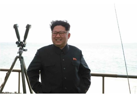 北 김정은 건축자재공장 찾아 민생행보 질좋은 건재품 꽝꽝 생산