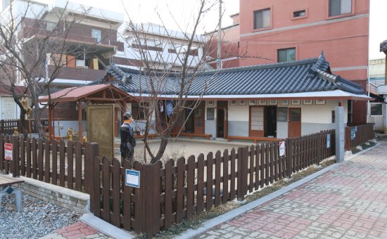[나른한 오후 톡톡] 삼성합병 찬성 종용하고 돈 받았다?… 국민연금 본부장 계좌추적