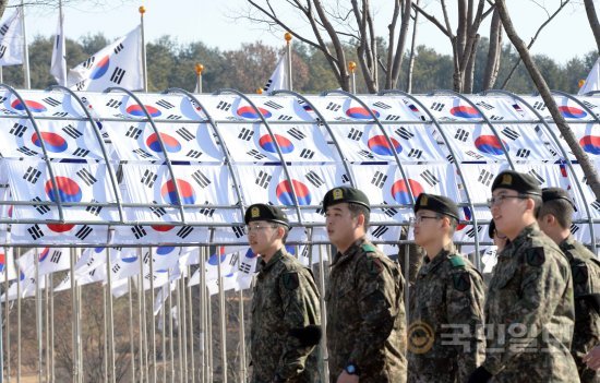 [포착] 독립기념관의 태극기는 말없이 펄럭였다 